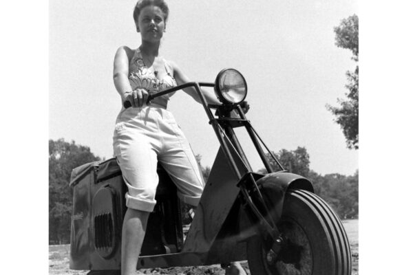 2027 vintage motor bike club meet dates